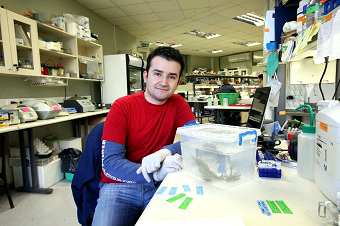 Emilio Méndez - Estudiante Doctorado mención BIología Celular y Molecular